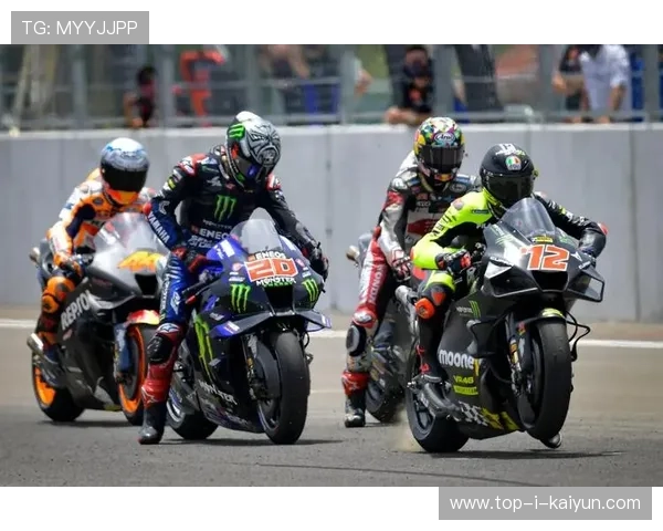 MotoGP直道极速超车震撼镜头——极致速度下的激情瞬间 MotoGP直道极速超车震撼镜头——极致速度下的激情瞬间